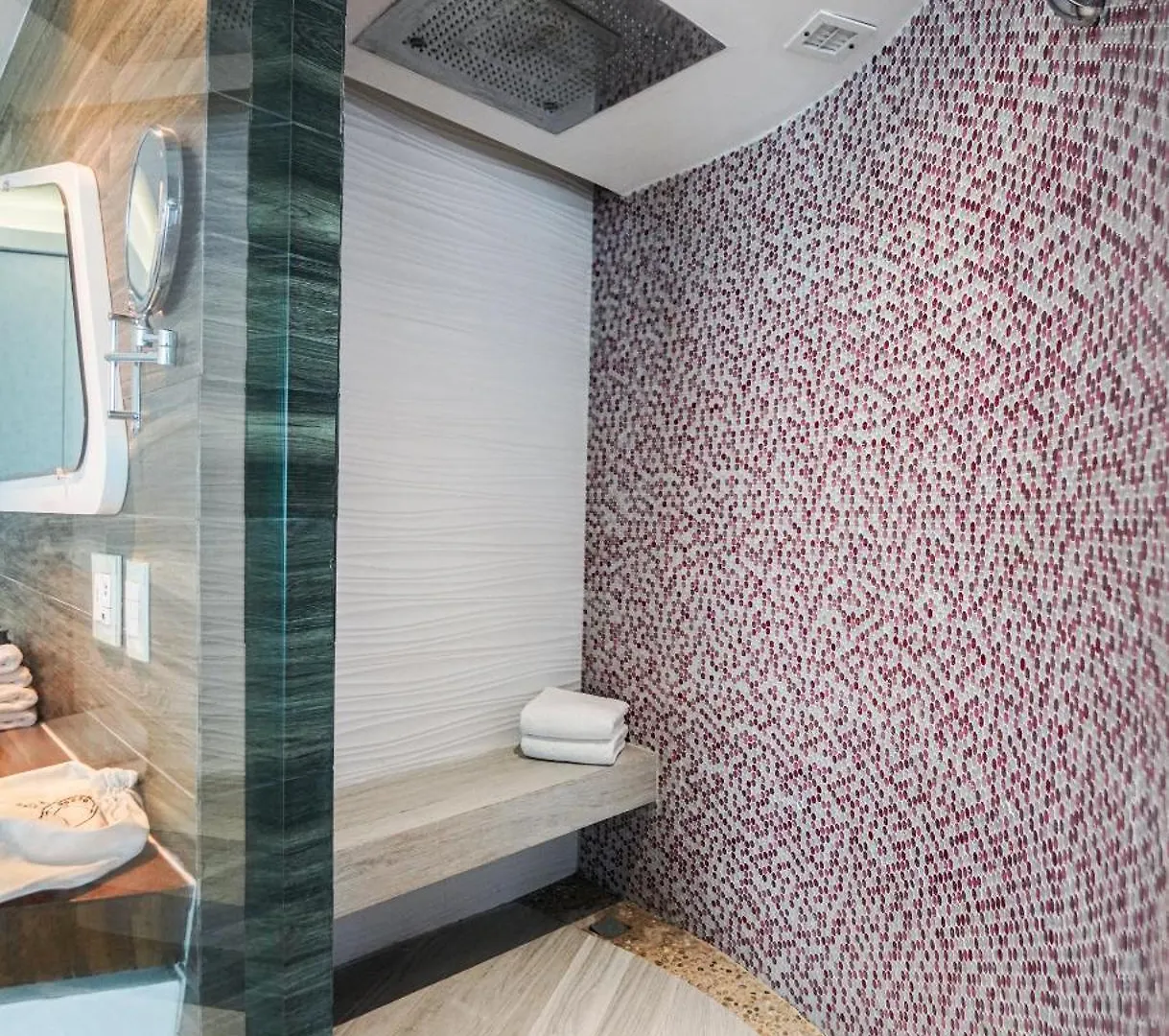 The Carmen Hotel - Ocean Front (Adults Only) Playa del Carmen